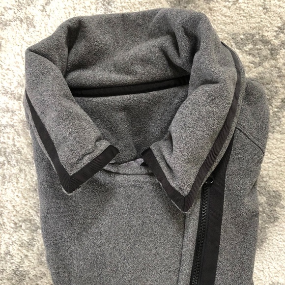 Lululemon Moto Jacket - Picture 5 of 11